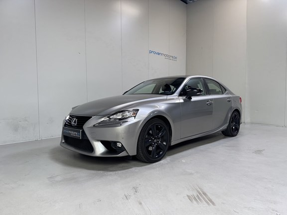 Lexus